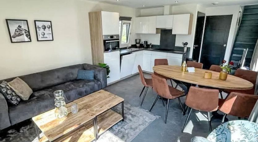 Photo of Pavilion l'etage 6