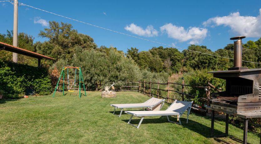 Photo of Country House