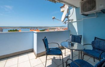 Fruk Apartment 4 Holiday Home