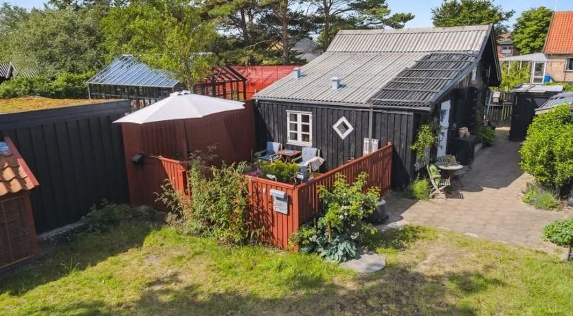 Photo of "Wenche" - 1.5km from the sea