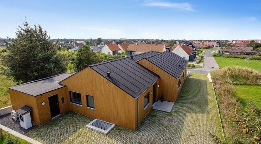 Photo of "Bena" - 800m from the sea