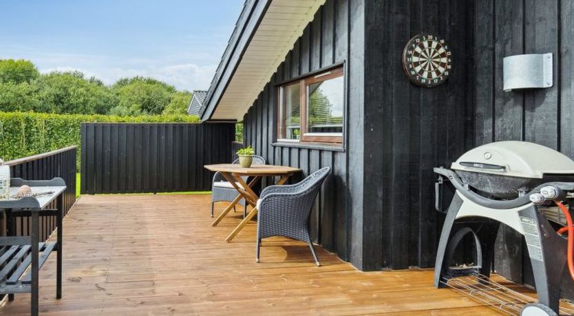 Photo of "Evald" - 400m from the sea