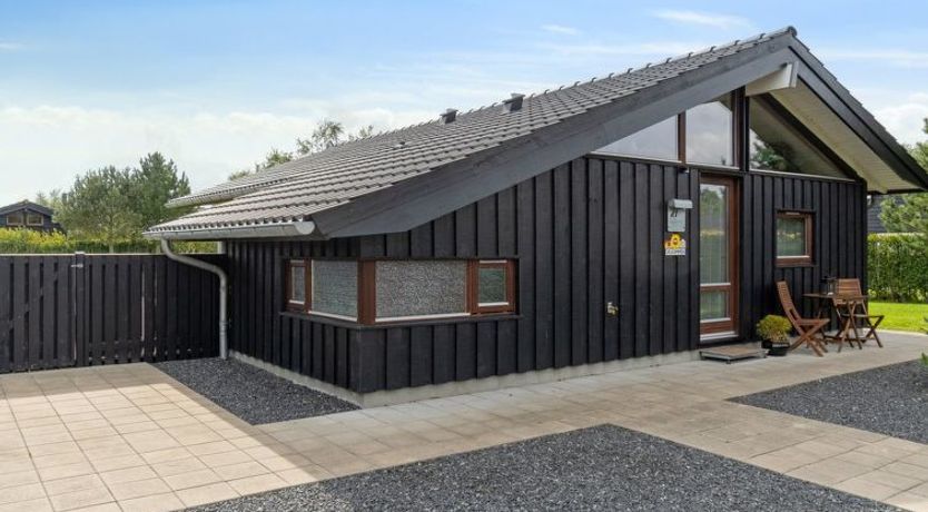 Photo of "Evald" - 400m from the sea