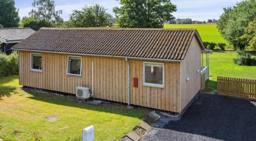 Photo of "Henric" - 500m from the sea