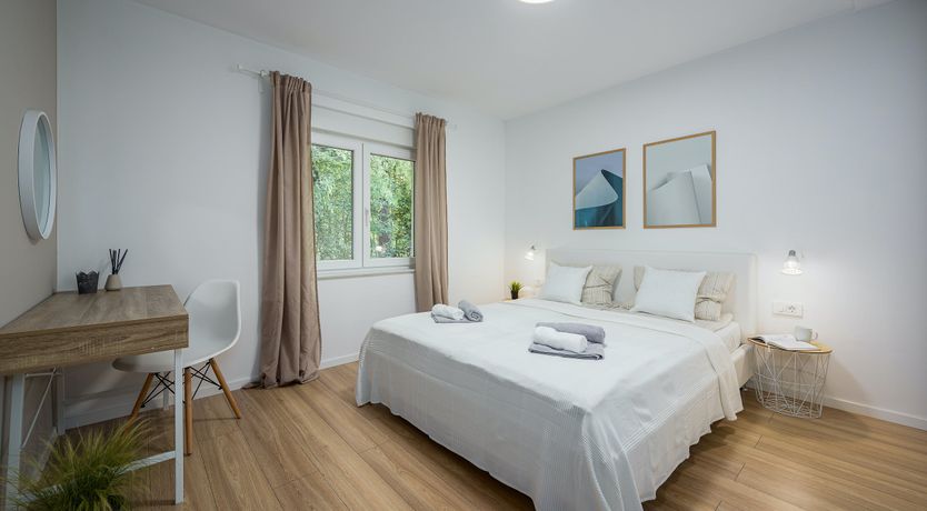 Photo of The Beautiful Sea