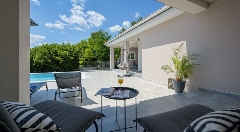 Photo of The Beautiful Sea