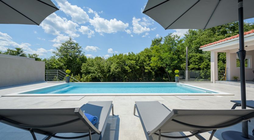 Photo of The Beautiful Sea