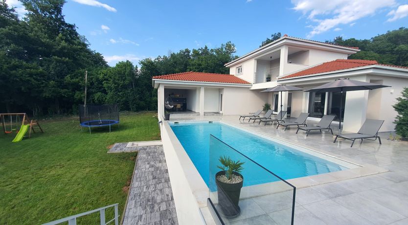 Photo of The Beautiful Sea