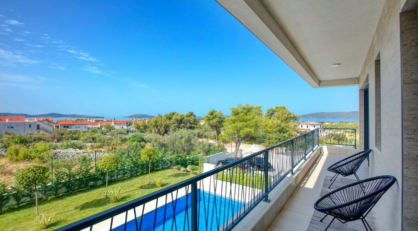 Photo of Beaming Eye