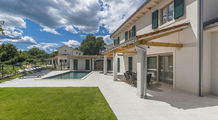 Photo of Lost in the Rainbow