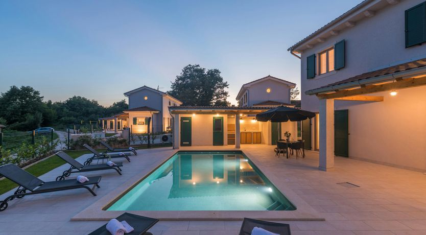 Photo of Lost in the Rainbow