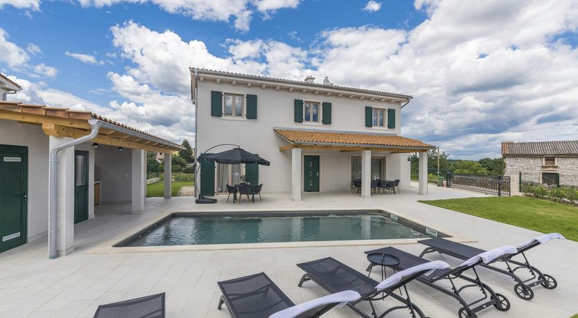 Photo of Lost in the Rainbow