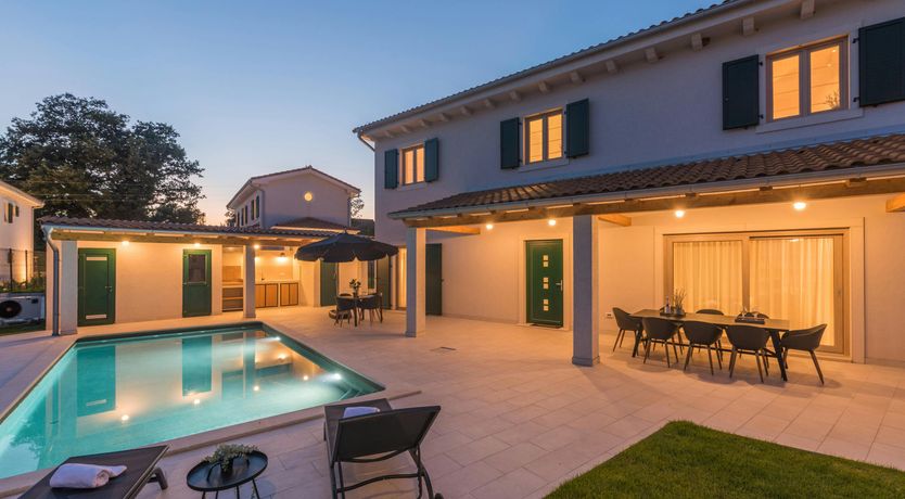 Photo of Lost in the Rainbow