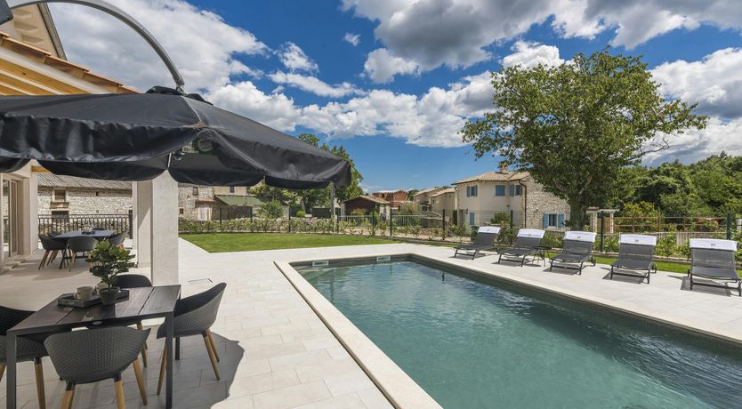 Photo of Lost in the Rainbow