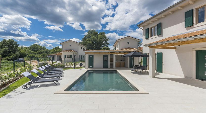 Photo of Lost in the Rainbow