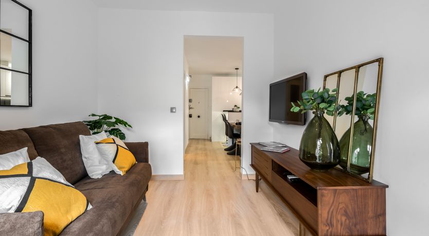 Photo of The White Elephant