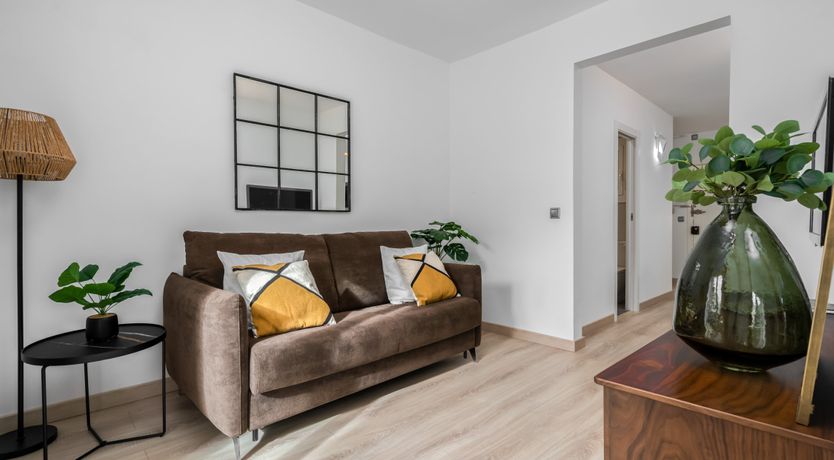 Photo of The White Elephant