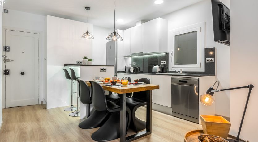 Photo of The White Elephant