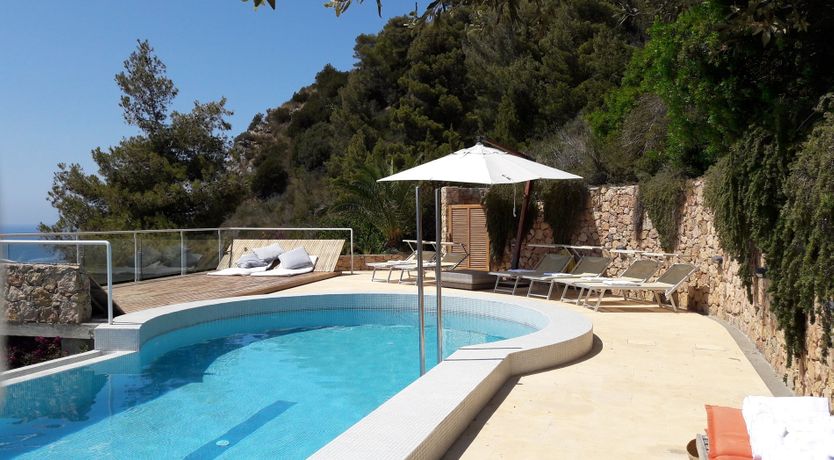 Photo of The Painted Rose