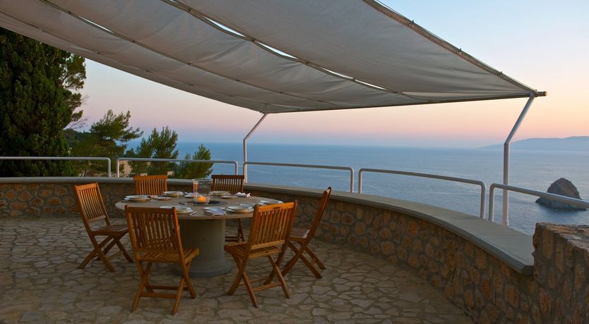 Photo of The Painted Rose