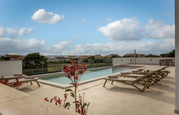 Scenic Seaside Escape Holiday Home