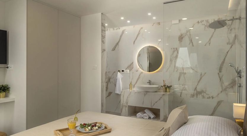 Photo of Scenic Seaside Escape