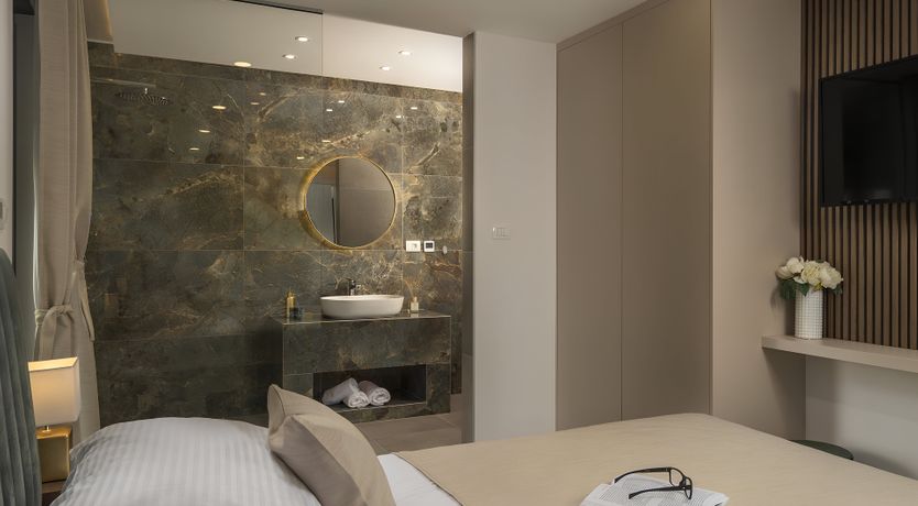 Photo of Swallows & Wrens