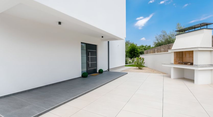 Photo of Strings of Bliss