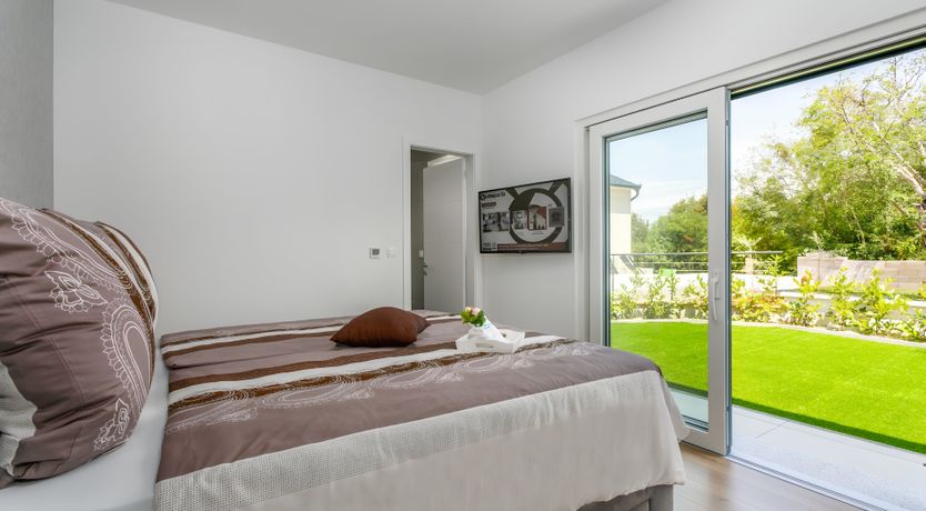 Photo of Strings of Bliss