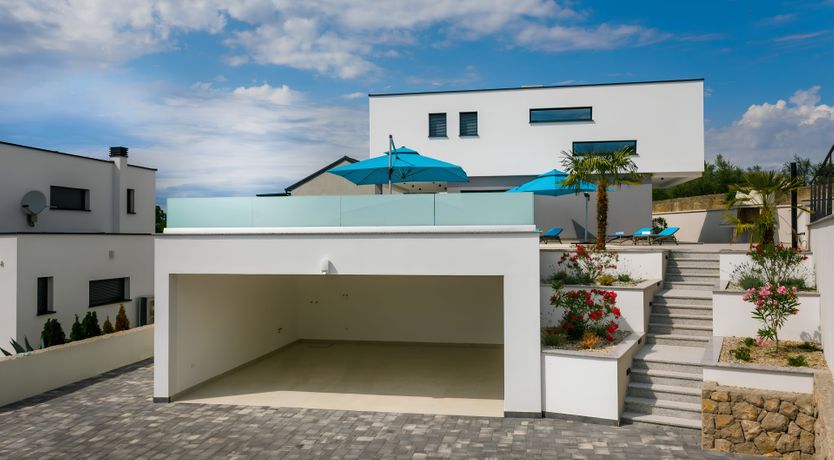 Photo of Strings of Bliss