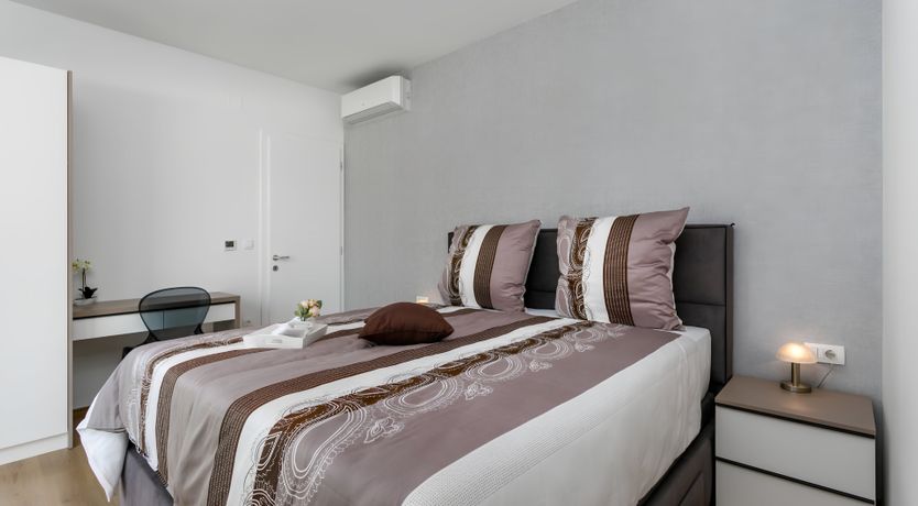 Photo of Strings of Bliss