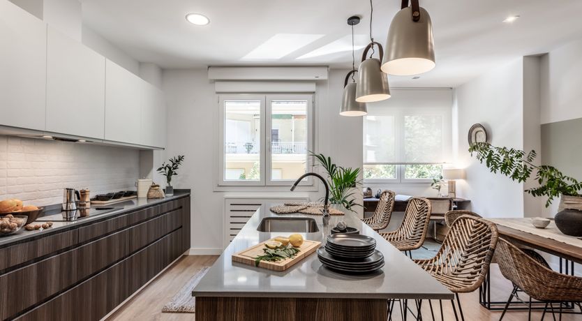 Photo of Tropical Outline