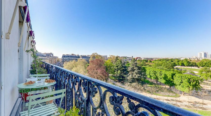 Photo of Monsieur Monsieur