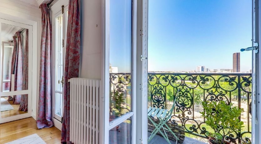 Photo of Monsieur Monsieur