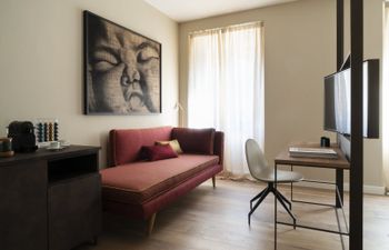 Serenity in Milan Apartment