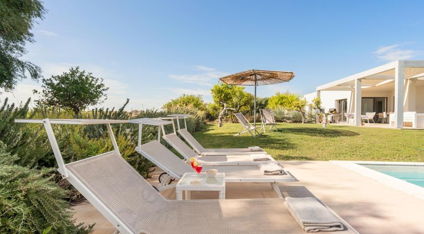 Photo of Lemons & Lavender