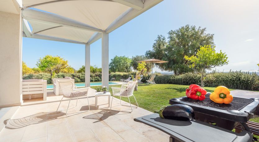 Photo of Lemons & Lavender