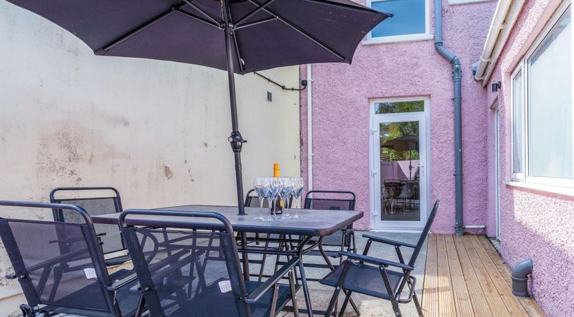 Photo of The Twin Sands