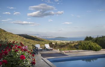 White Waters & Blue Skies Holiday Home