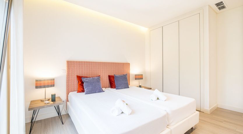 Photo of Alabaster Summer