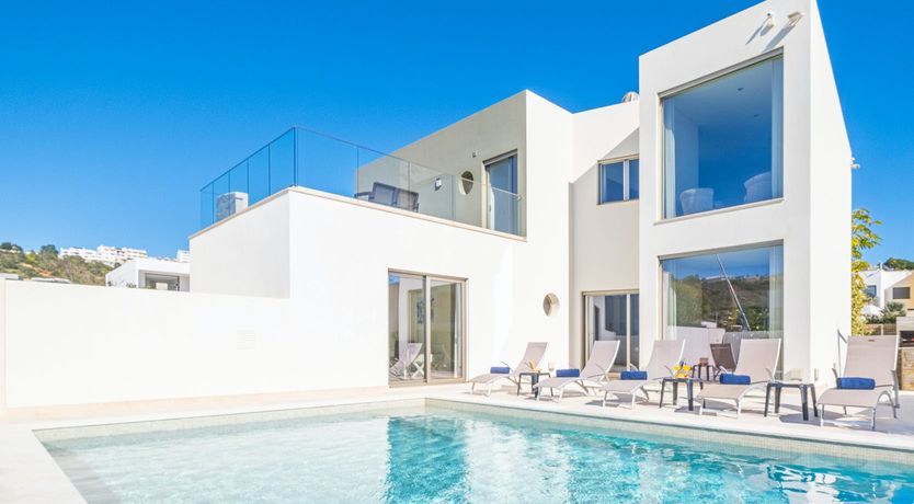 Photo of Alabaster Summer