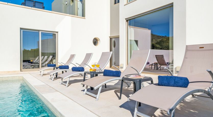 Photo of Alabaster Summer