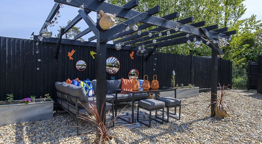 Photo of Retro on the River