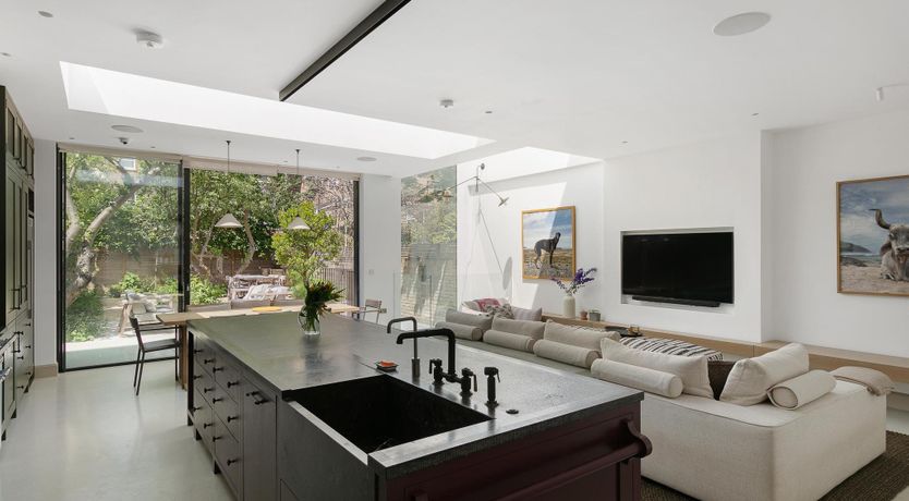 Photo of The New Vibes