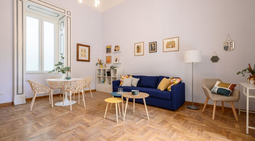 Photo of Neroli & Naples