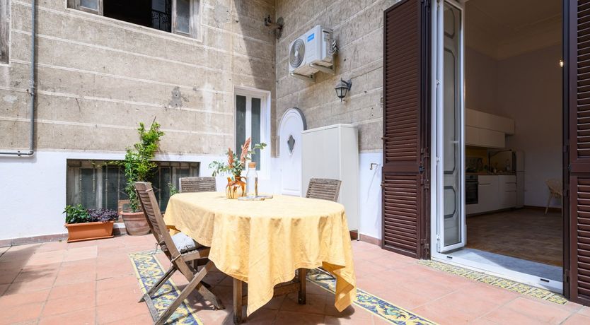 Photo of Neroli & Naples