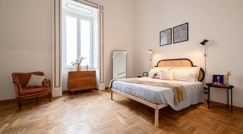 Photo of Neroli & Naples