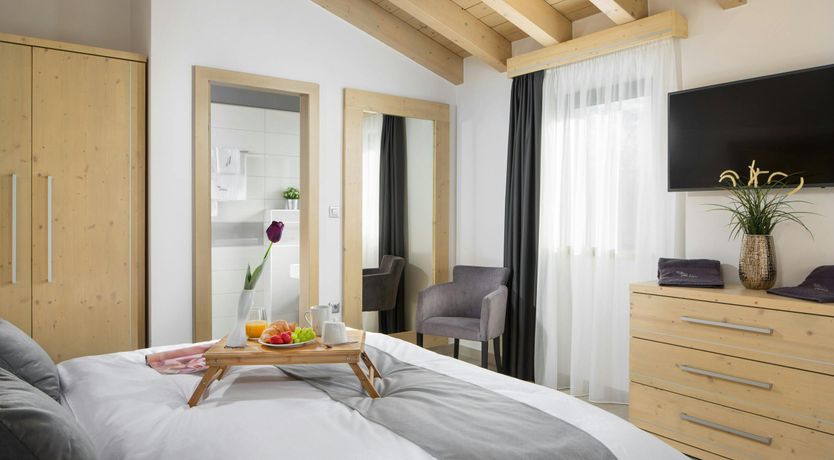 Photo of Aeolian Ope,Aeolian Ope