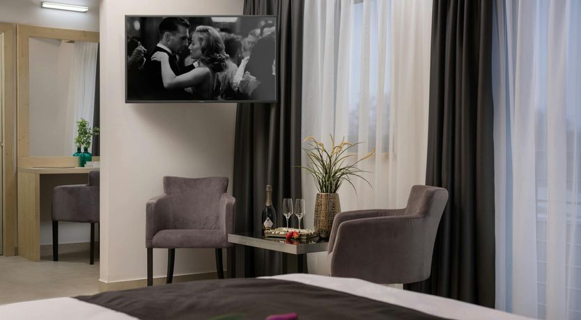 Photo of Aeolian Ope,Aeolian Ope