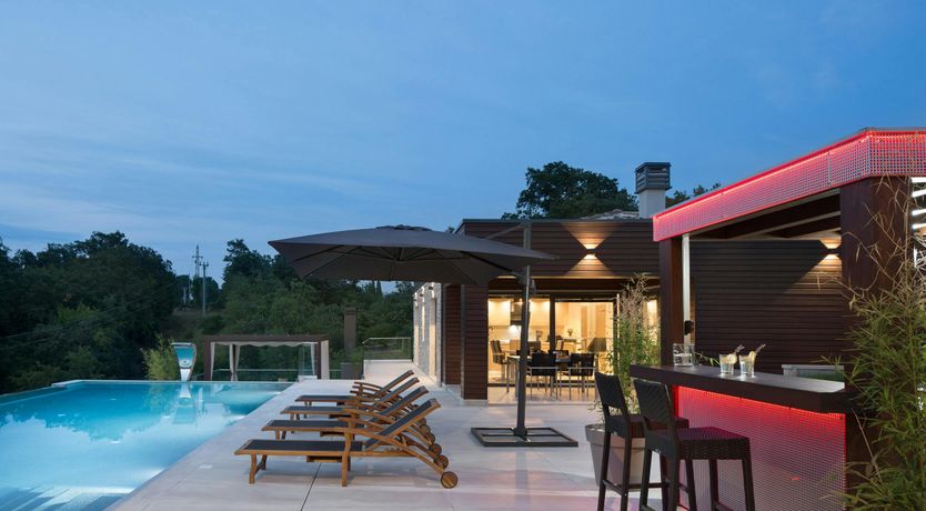 Photo of Aeolian Ope,Aeolian Ope